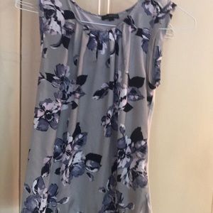 Limited sm short sleeve top